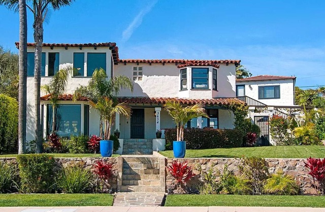 Casa Plumosa: Pool, City & Bay Views - Detached Casita - Close to Zoo, Sea World