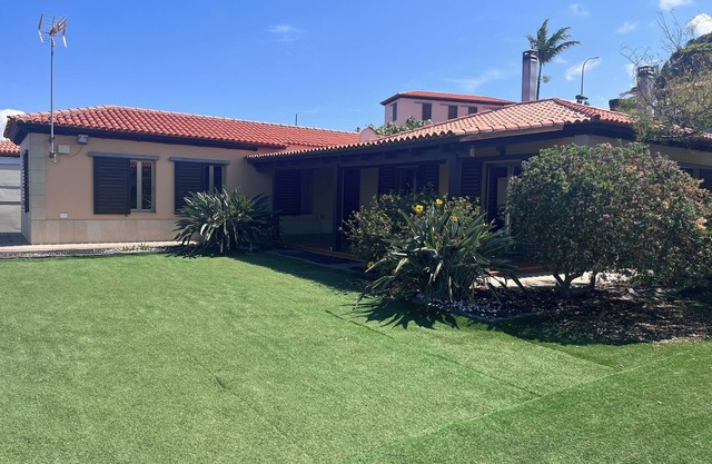Casa Punta del Viento Tenerife . Villa moderna frente al mar para 6 huéspedes