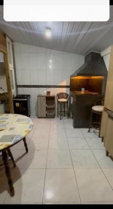 Casa simples e confortável.
