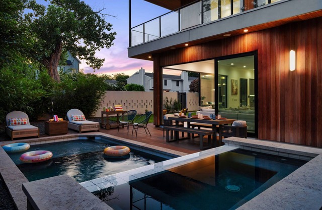 Casa Sol - Heated Pool, Outdoor Living & Design