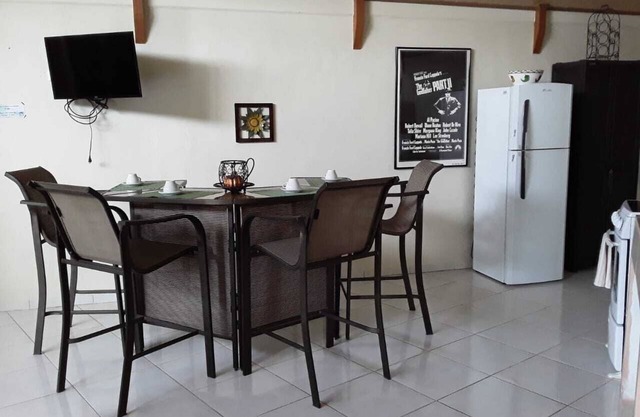 Casa Verde con piscina Quepos Un lugar muy tranquilo y acogedor