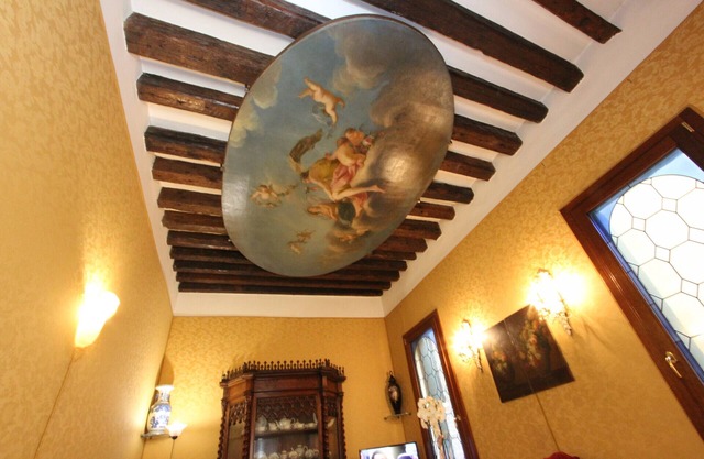 Casanova Venetian Style; 400m from Rialto´s Bridge