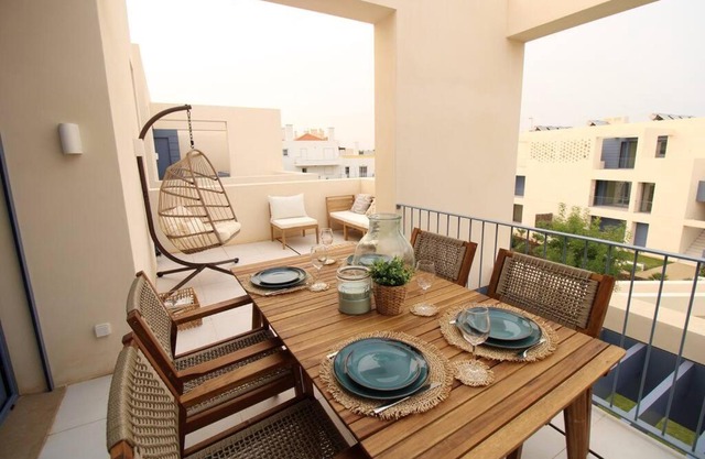 Casas do Forte Wood 6pax Piscina Privativa by Portugal Hideaway