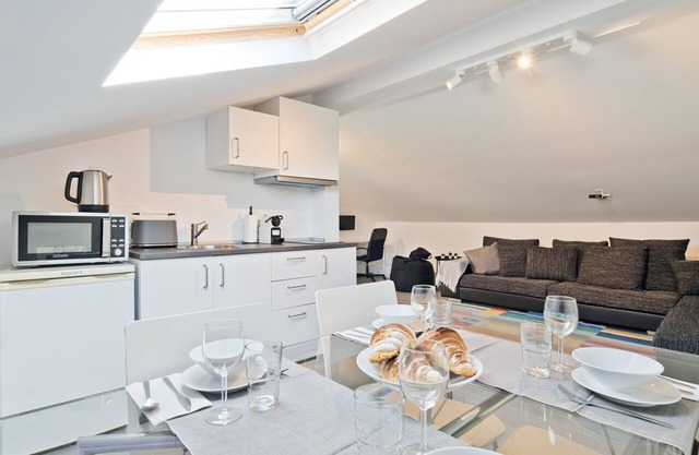 Cascais Beach Villa II (C116)