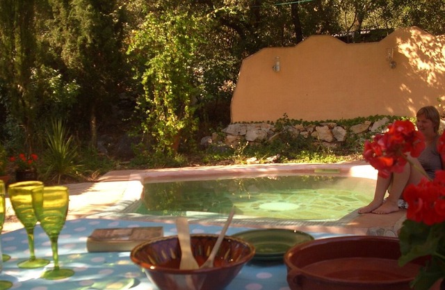 Casita con vistas a la montaña, jacuzzi y piscina