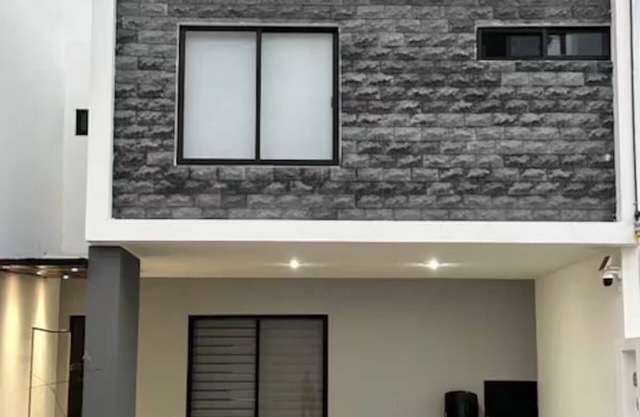 CEIBA WOMAN'S HOUSE - 3 BEDROOMS, INDOOR POOL, WE INVOICE