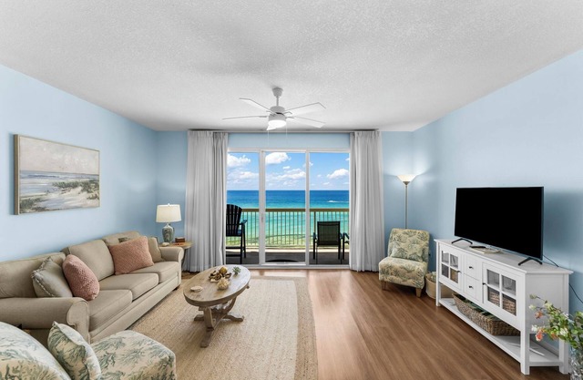 Celadon | Sleeps 6 | Two Pools