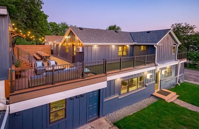 Event-Approved | Sleeps 24, Hosts 40 | Arcade & Game Room