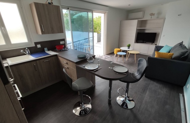 Apartamento céntrico con hermosa terraza amueblada.