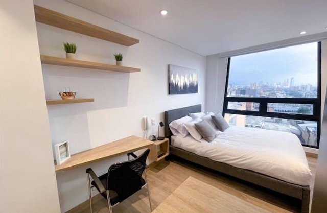 Apartaestudio central con vista a la ciudad