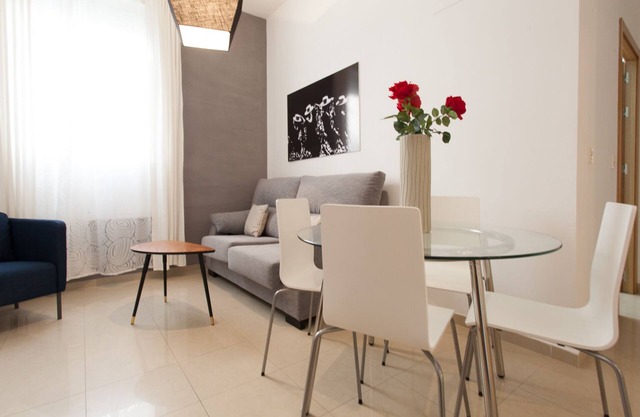 Apartamento economico con WIFI y AC.