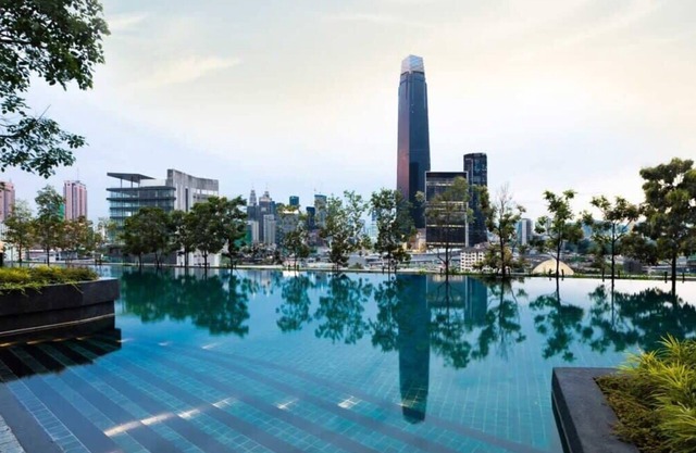 Central & Comfy 2BR Continew Apt Near IKEA and TRX