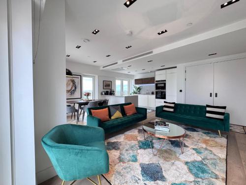 Central London 2 Bedroom Modern Apartment