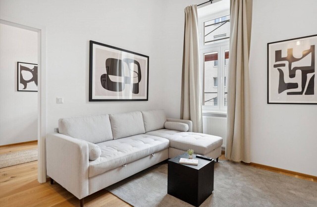 Central luxurious apartment Top 09
