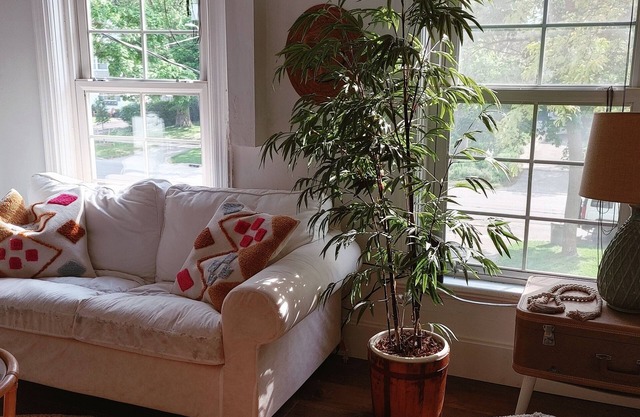 Centrally located Colborne St. Loft