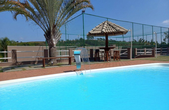 Chácara com muito lazer e piscina em Jarinu/SP
