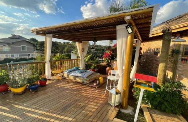 Chácara com Piscina Condomínio Fechado Vista Sol