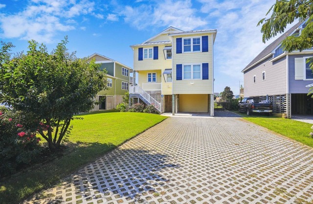 CH219C- Beautiful Canal front - Kill Devil Hills - Saturday Check In!