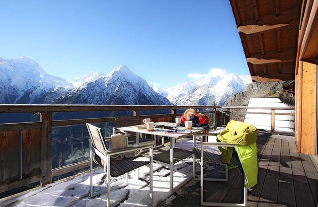 Chalet 270 m2 | Hammam, gym, balcon + vue montagne