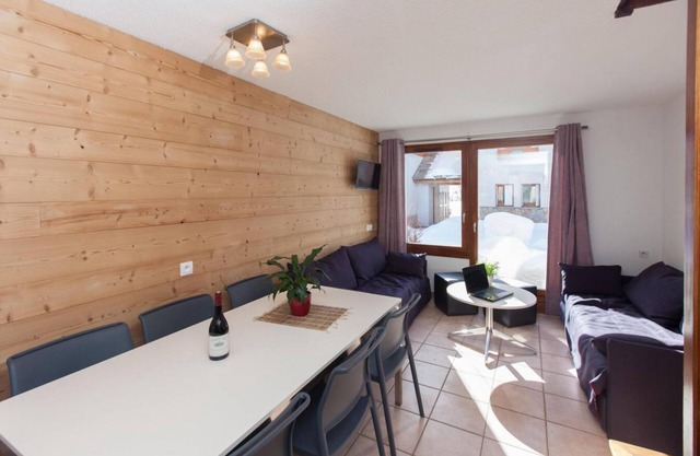 Chalet, a 300m de las pistas de esquí, terraza, parking, tv, 45m², Serre Chevalier