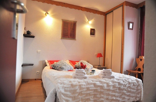 CHALET DE LA YODINE - ALQUILER 27 PERSONAS EN SABOYA - TARENTAISE VANOISE dormitorio 4