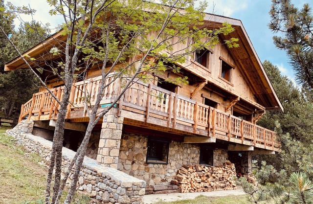 CHALET STANDING 180M2 ANGLES para 12 personas.