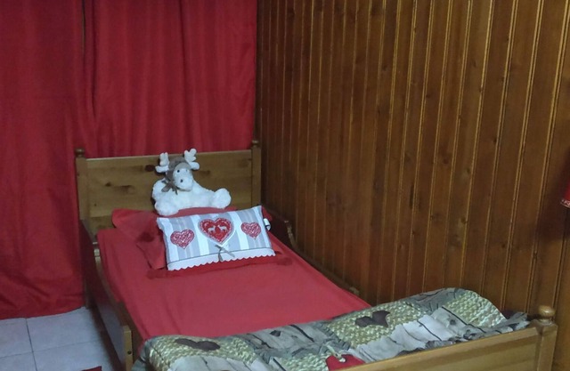 10p Costet Chalet