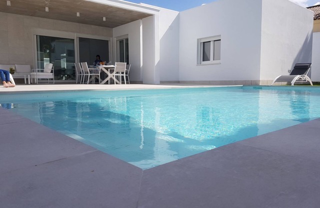 CHALET ARRILUZE A 2 KM DE LA PLAYA DE LA BARROSA