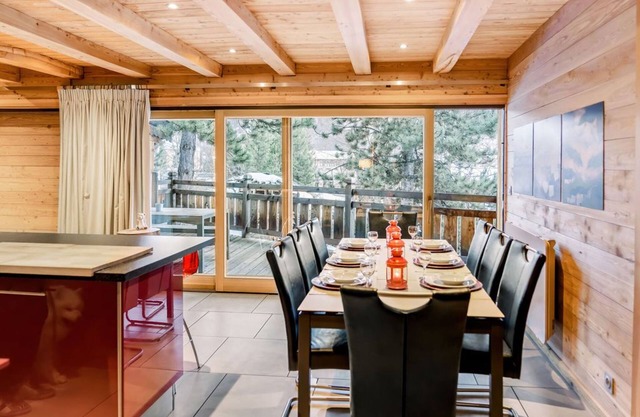CHALET EVEREST **** AT THE FOOT OF THE CHANTEMERLE SLOPES, SERRE CHEVALIER 1350