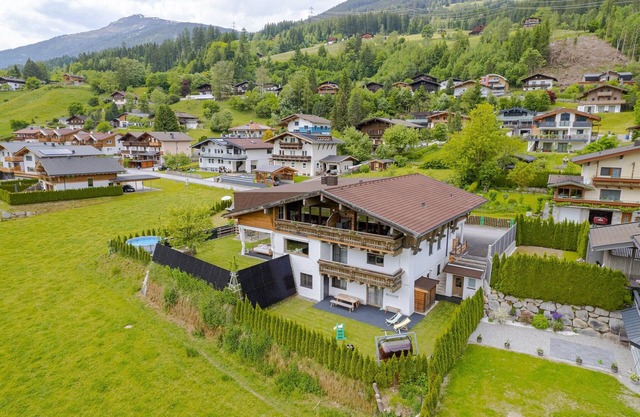 Chalet en Neukirchen con vistas a montañas