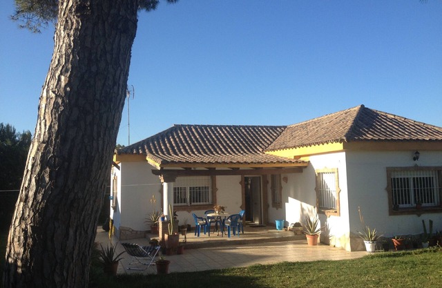 CHALET EN ZAHORA ZONA MUY TRANQUILA,BONITOS PAISAJES,MARAVILLOSAS PLAYAS