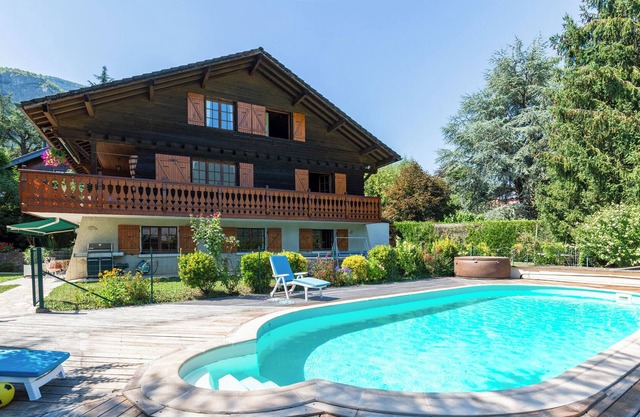 Chalet "La Boissellerie" con vistas al lago, piscina privada y Wi-Fi