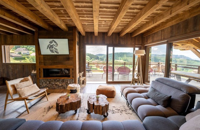 Chalet Perle Noire, vista al lago Gerardmer orientada al sur, al pie de las pistas, sauna, jacuzzi