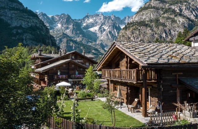 Chalet Svizzero Apartments