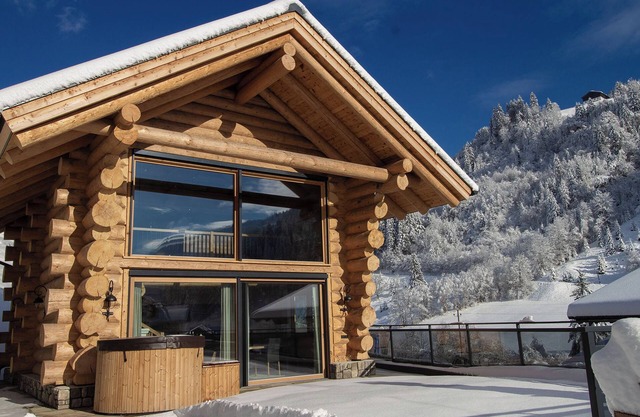 Chalet "Zwoasom" con vistas a la montaña, terraza privada y Wi-Fi