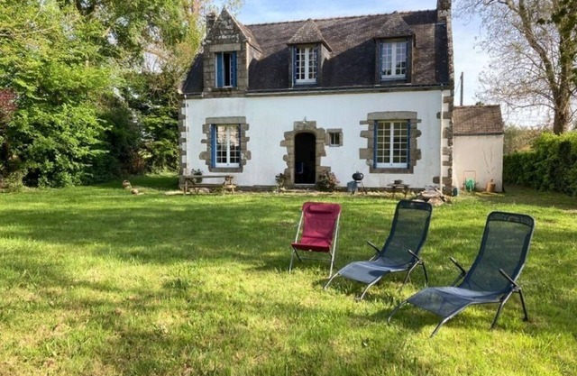 Character house with large garden 5km from the beach