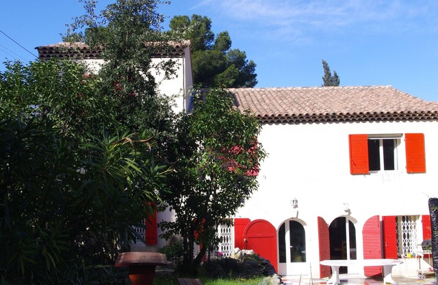 Villa de carácter con jardín de 1000 m² cerca del mar, Côte Bleue
