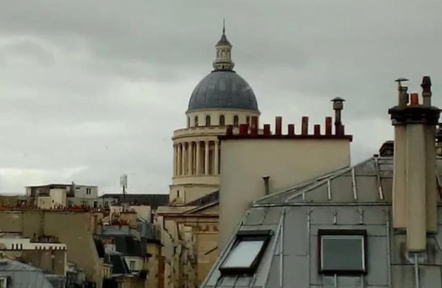 Charmant Studio Propre Calme Vue Paris Ascenseur