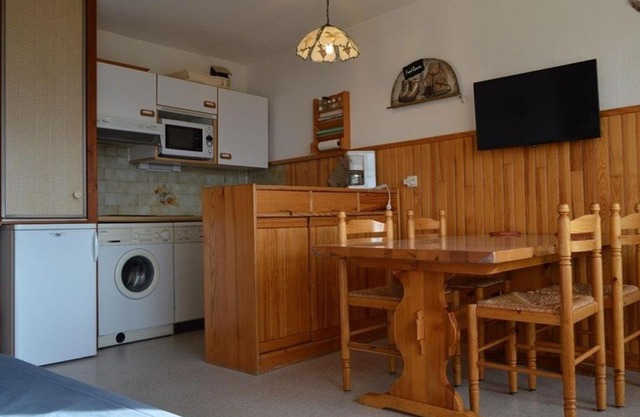 Charmant T2 Cabine avec balcon et parking à Font-Romeu - FR-1-580-12