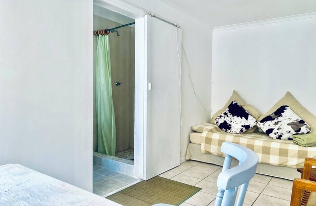 Charming 1-bedroom apartment in Cape Town for Kite-surfer, surfer, sail surfing