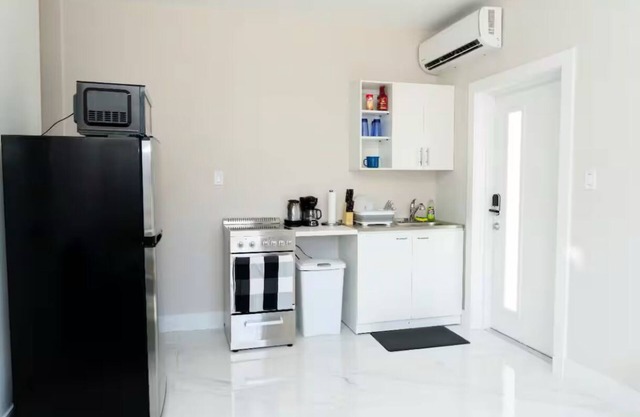 Charming 1-bedroom apartment in enchanting Savannah, Cayman Islands