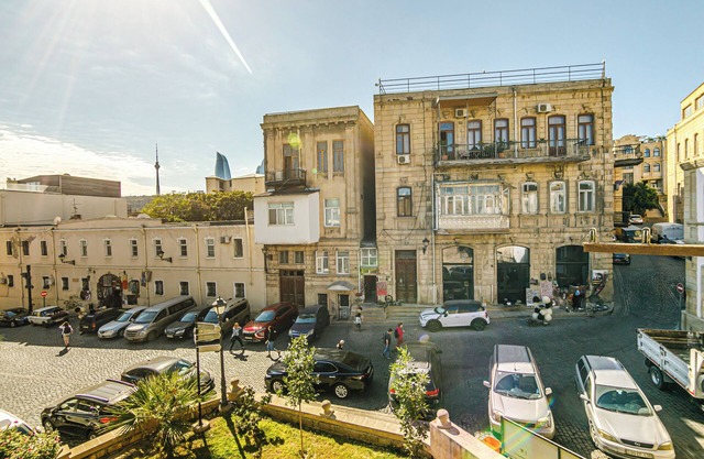 Charming 1-bedroom apartment in marvelous Baku with AC, WiFi