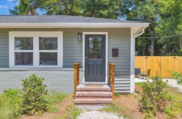 Charming 1-bedroom house in Wilmington 5 Minutes From Downtown, 20 to the beach