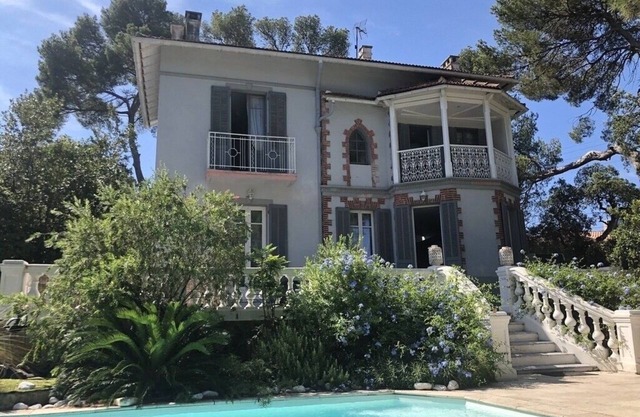 Encantadora casa de 1930 con piscina