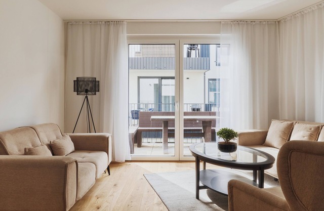 Charming 2-bedroom apartment with terrace, grill, WiFi, AC in brilliant Vienna