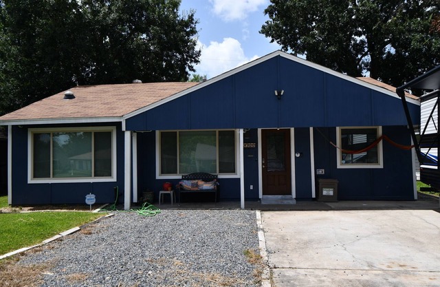 Charming 2 bedroom, Smart Home near Medical Center