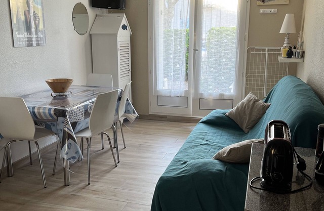 ENCANTADORAS 2 HABITACIONES EN RDJ A VAUX S / MER - PISCINA PRIVADA - PLAYA DE PONTAILLAC (17