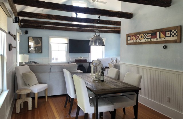 2br / 2ba encantador - pasos 2 playa y todos de Ptown!