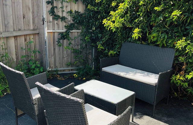 Charming 3-bedroom house in Footscray with WiFi and AC