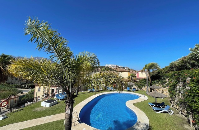 Charming 3-BR duplex with sea & mountain views in brilliant Bahía de Casares.
